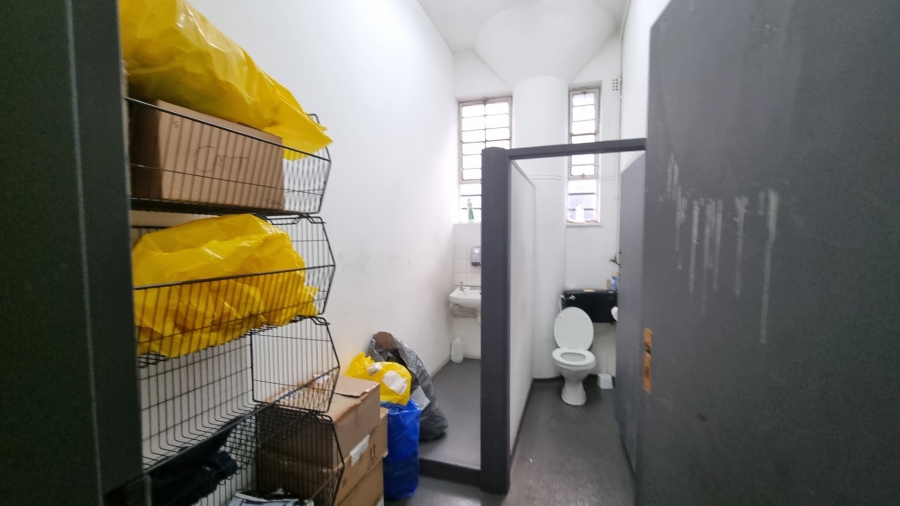 To Let Commercial Property for Rent in Woodstock Western Cape